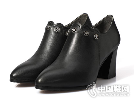 �������˴ָ���ѥŮ2018�¿�ٴ�