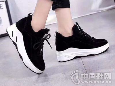 �¿��ϵ�ЬάܽVOG FASHION�����˶�Ь