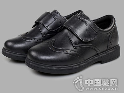 �¿���Ƥѧ��УЬ�糿ƤЬ����Ь