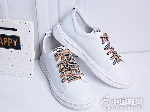 ˹������2018���¿�ȫ��Ƥ����Ь