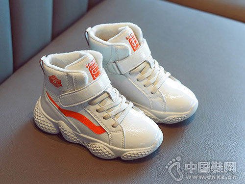 2018�����¿�ŮͯС�ײ��ϵ��˶�Ь