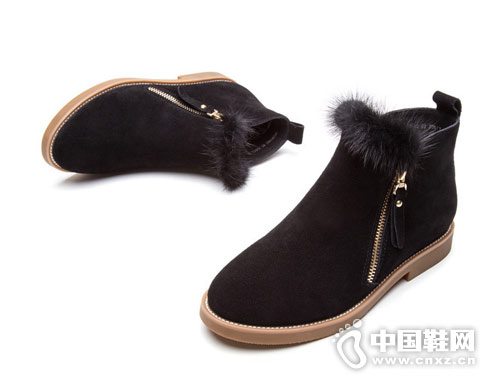 �ȷ綬��С����ëëŮʿ���ж�ѥ