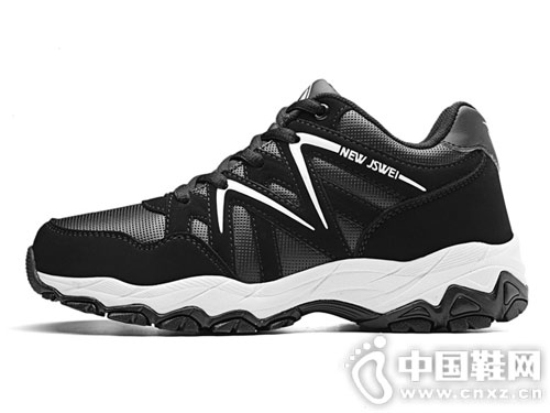 �˶�Ь�н�˧���¿���Ь���γ�Ь