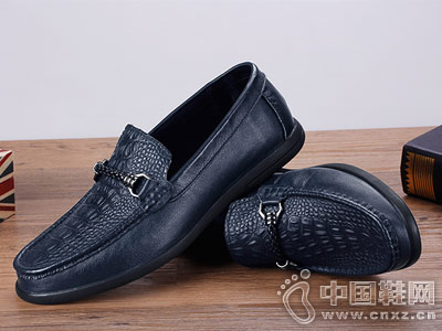 ����Ь��ʿ��������ƤЬ���޸ǵ�����Ь