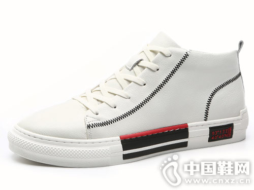 �ܺ���Ь2018�¿���Ƥ�߰�С��Ь