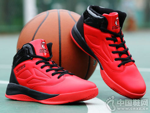 �˸�ղķ˹����Ь�и߰�͸����Ь