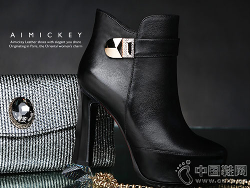 �¿���ƤŮѥԲͷ�ָ�������ŮЬ