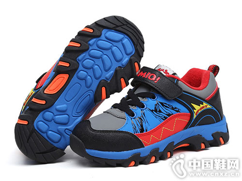 �ٱ�������ͯЬ�����¿��˶�Ь