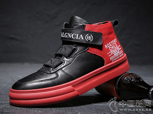 �����޴�����Ь�������泱��ƤЬ�߰�