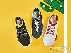 2018�¿�ͯЬľľ��һ�ŵ�Ь