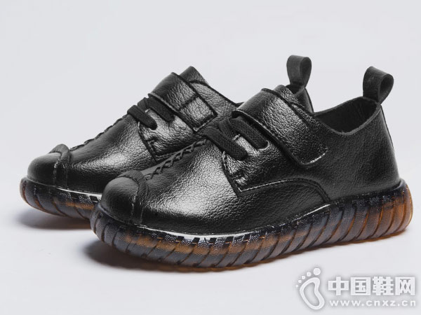 ͯЬƤЬ��ɫӢ�׼��ް�ͯľ�¿�