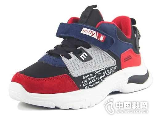 �׷�ͯЬ�˶�����Ь2018�����¿�