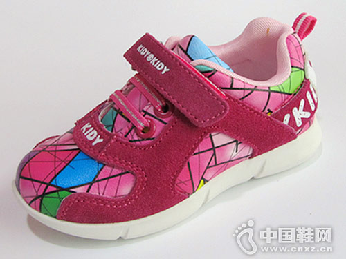 Ůͯ�˶�Ь����ͯЬƤ�����ʷ���