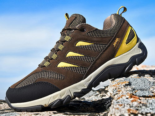 �����ɽЬ�¿�jeep�����ܲ�Ь