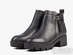 Safiya�����2018�����¿�ʱ�дָ���ѥ