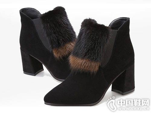 ��ͷ��ѥŮ2018�¿���ɳ��ëëЬ