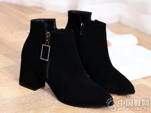 2018�ﶬ�¿ѥ������ɫ����ѥ