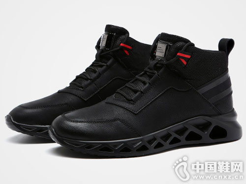 �г�Ь�ٴ���Ь˹�׶��߰�����Ь