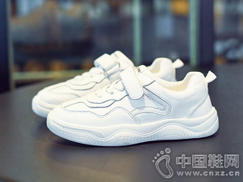 С�ײ�2019�����¿��ͯ�ٴ�С��Ь