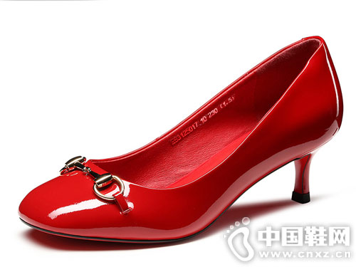 OEŷ��Ů�����¿�ʱ��ƴɫ��ͷ����Ь