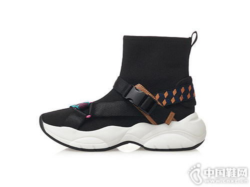 ���ŮЬ2019������Ʒ��׷�֯�ʴ�����Ь