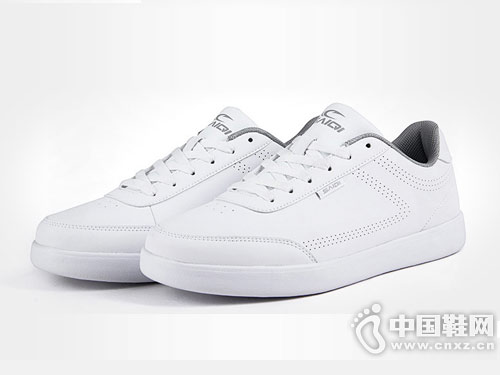 ������Ь���˶�����С��Ь2018�¿�