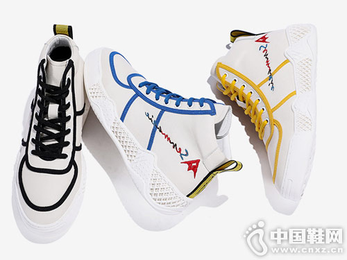 �����߰�Ьɭ���к��泱���ٴЬ