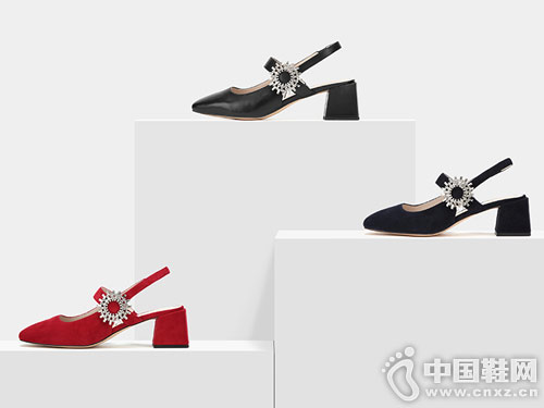 Aee����2019�����¿�ʱ��������ŮЬ