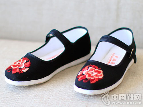 ���ի�ϱ���ǧ��ײ�Ь �����