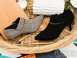 �¿�cover���ļ�ͷϸ�����Ů��Ь