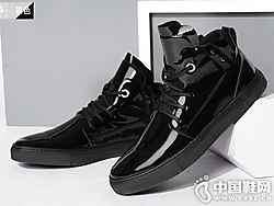 ŷ�ױ�������Ʒʱ������Ь�г����߰�Ь