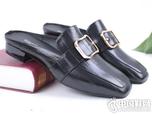 ˫���¿�ʱ�к��淽����ͷŮʱװ��Ь