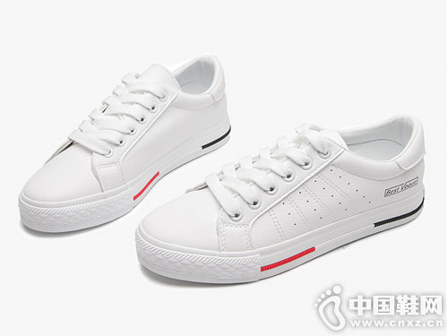 �¿������ƽ��ϵ��͸��С��Ь