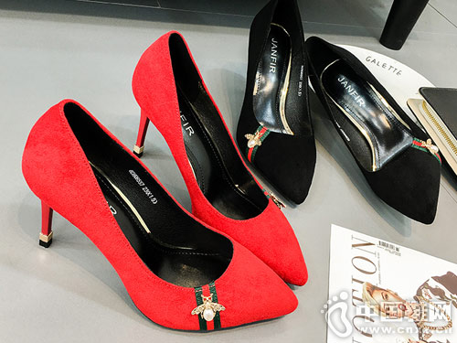 չ��ϸ��Ů��Ь�¿�߸�ŮЬ