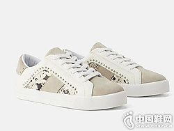 ����2019�¿�Ů���а�ЬС��Ь