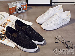 ������ʱ��ƽ��Ьˮ���˶�����Ь