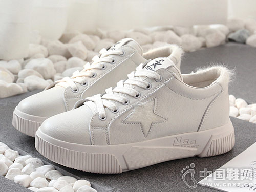 ŷ�ε���2019�����¿��ٴ�С��Ь