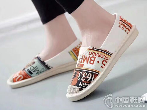 ��ʱ��2019ʱ��ŮЬ�¿����Ь