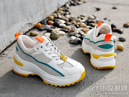 �ߵ�ŮЬ2019�����¿��ϵ�Ь