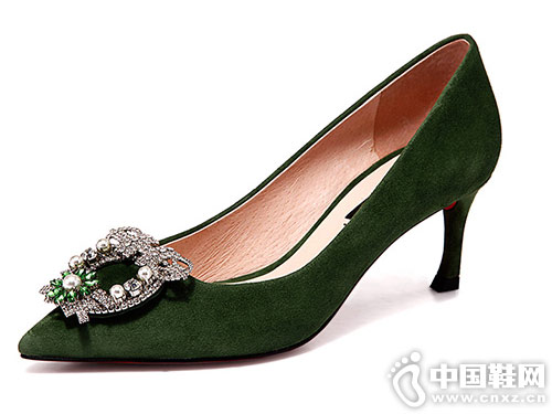 �������ļ��¿�ŮЬʱ��ˮ��ϸ���߸�Ь