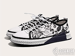 ������ʿ����ʱ�а�Ь�г������Գ�Ь