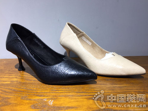 ŷ��ʱ�н�ͷ�������ʾƱ���2019����һ��Ь