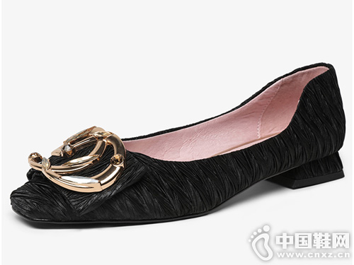 ����������˿����Ь������ƽ��Ь