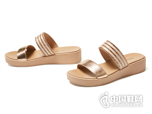 ������2019����Ʒ���ˮ����Ь