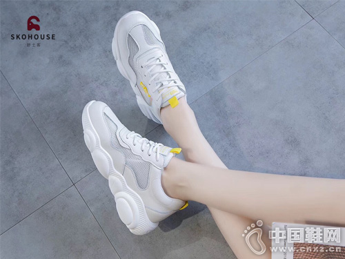 ���ʳ����¿���ʿ������Ь