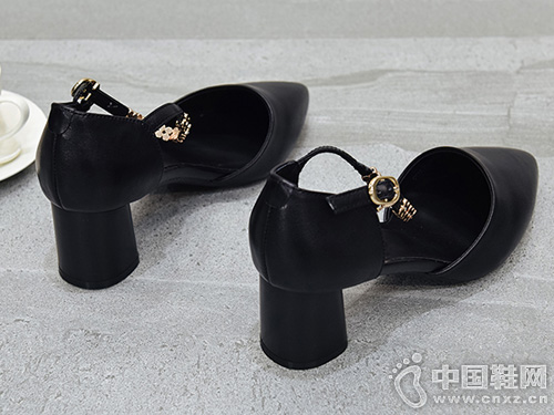 ������Ь�ָ�Ů2019�¿��߸���ͷЬ