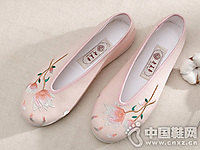 �������ϱ����廨ЬŮ�ֹ�ǧ��ײ�Ь