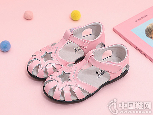 2019�¿�С�ִ��Ӷ�ͯ�ο�Ůͯ��Ь