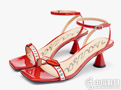 zsazsazsuɯɯ��2019���Ŀ�ʱ�з�ͷ��Ь