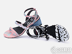 Kiss Kitty2019�ļ��¿�һ�������дָ���Ь